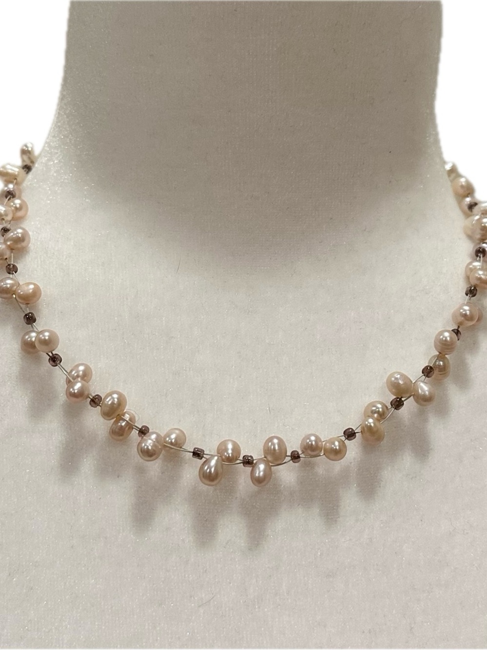 Light Pink Pearl Necklace
